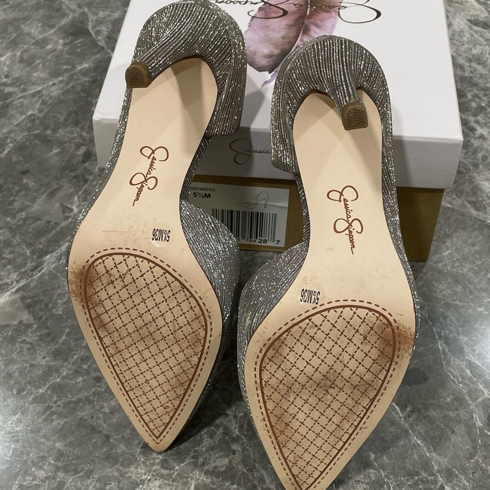 Jessica Simpson Prizma metallic silver Heels pumps “Cinderella” shoes Size 5.5 - Picture 6 of 11